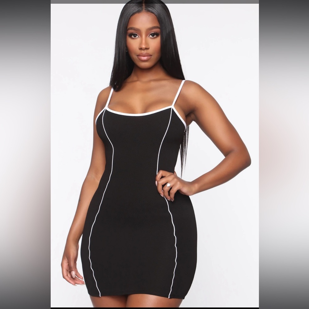 Fashion nova black mini dress 🖤